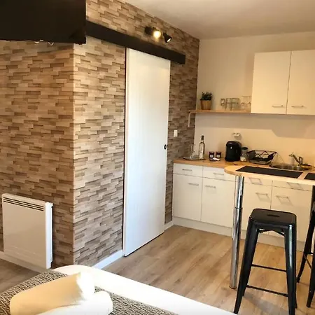 דירה Cosychic Flat Near The Castel And Train Station *
